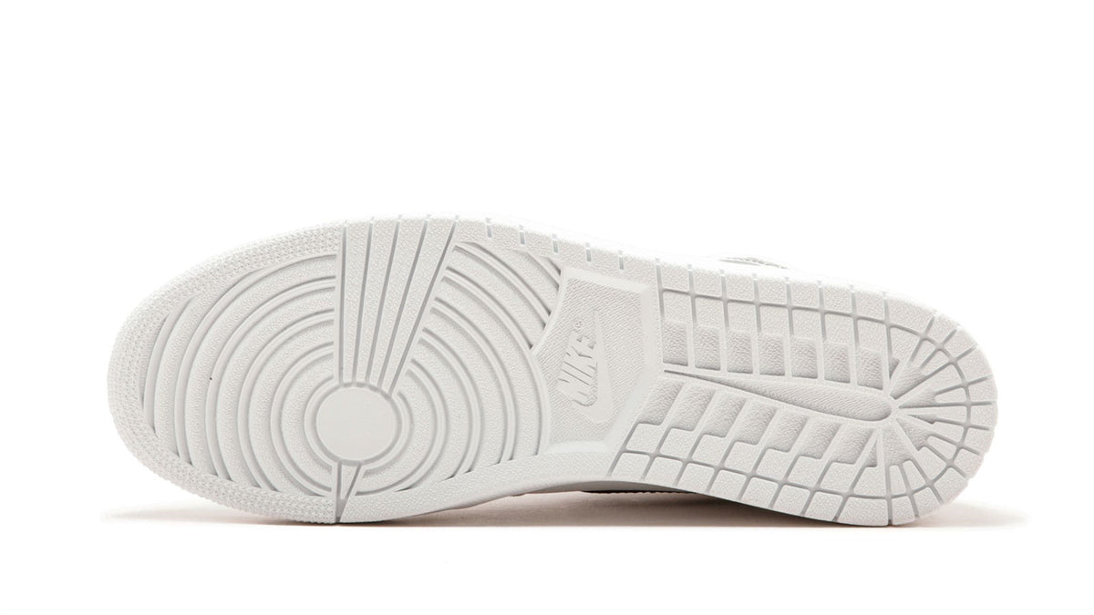 AIR JORDAN 1 RETRO HIGH OG "Premium Essentials"