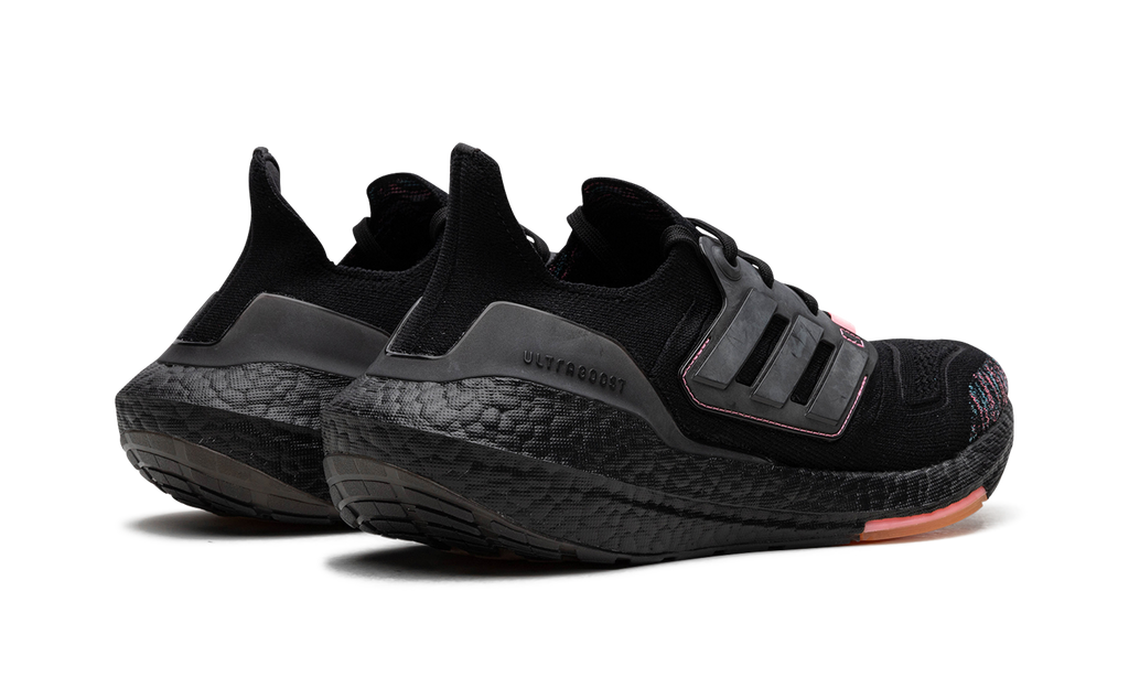 ULTRABOOST 22 WMNS "Black Beam Pink" GX5927